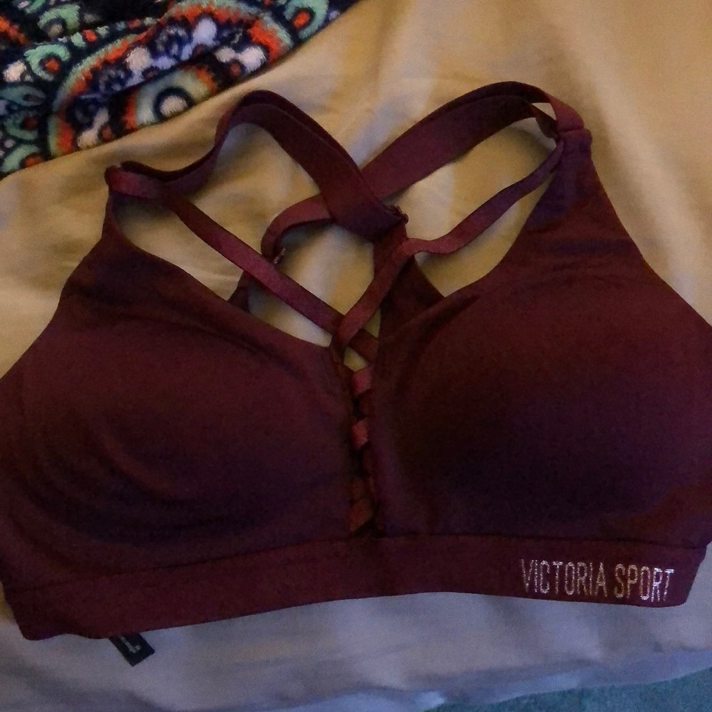 VS sports bra